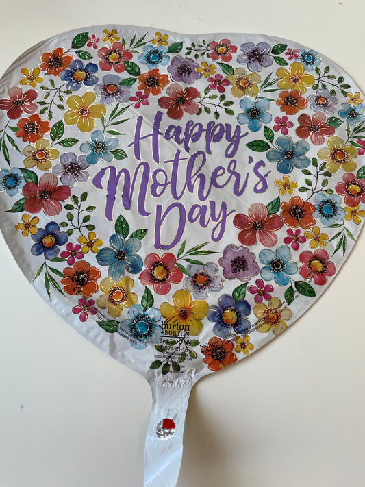 Mother's Day foil balloon, Classic Flowers 17" heart shape